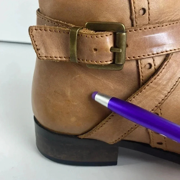 Brown tan genuine leather eyelet buckle low heel round toe ankle bootie sz 36 - Picture 16 of 17